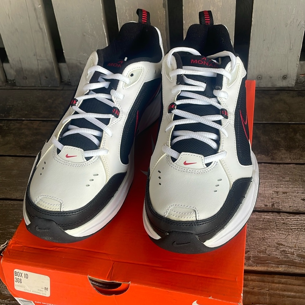 Men’s Nike Air Monarch IV. Size 10, new and unused.